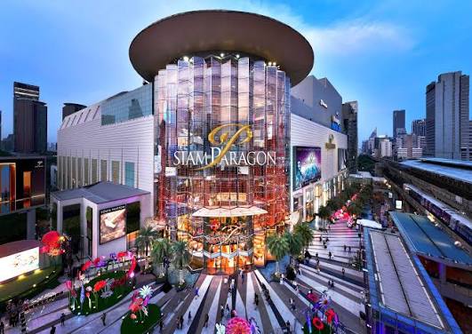 Exploring Luxury Malls in Bangkok: The Iconic Spot
